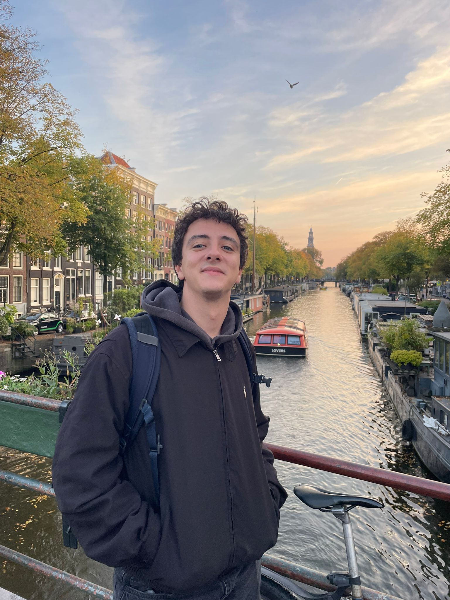 Intern Davide